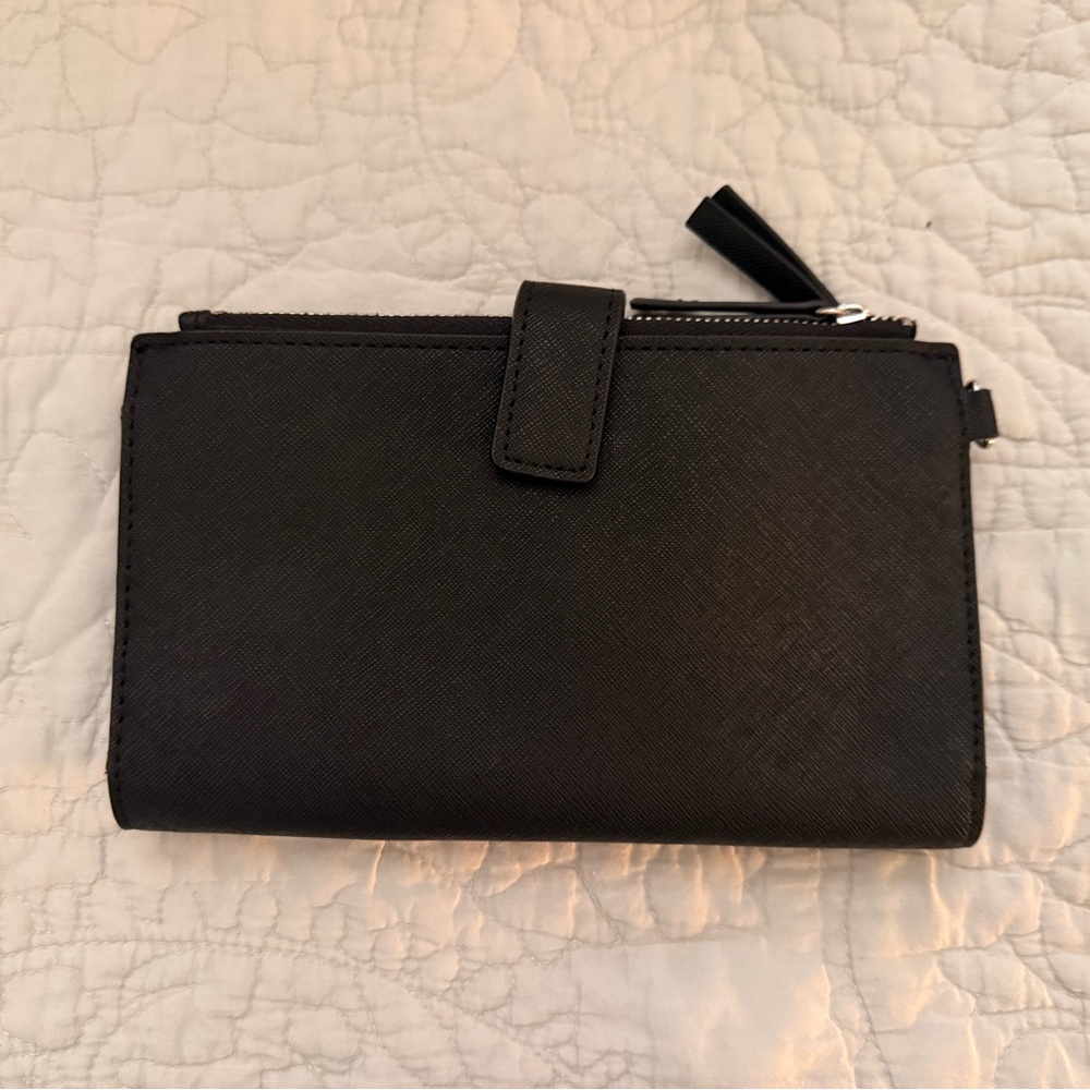 GUESS Saffiano Faux-Leather Bifold Wallet in black - Picture 3 of 6